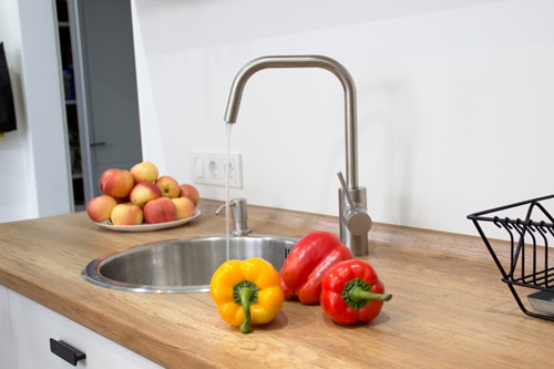 Modern,White,U-shaped,Kitchen,In,Scandinavian,Style.,Open,Shelves,In