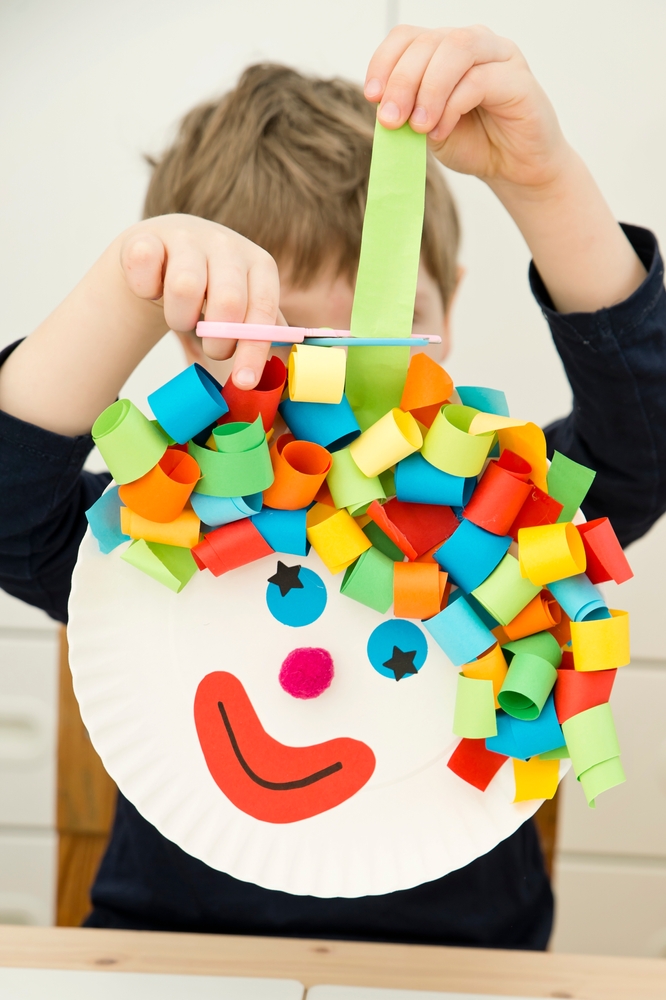 Paper,Plate,Clown.,Diy,Games,At,Home,,Activities,For,Pre-school