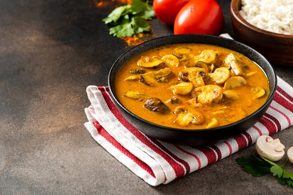 Mushroom,Curry.,Homemade,Spicy,Mushroom,Curry,In,A,Black,Bowl