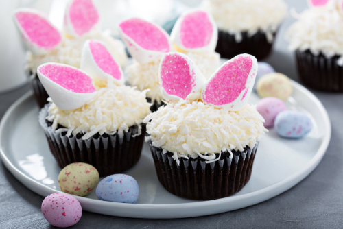 Easter,Chocolate,Cupcakes,With,Bunny,Ears,And,Coconut,Flakes