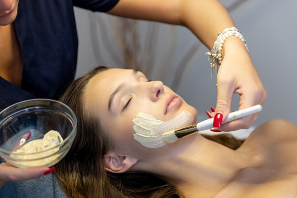 WHB-Wellness-Procedury-Pleťová-maska-004-Edit