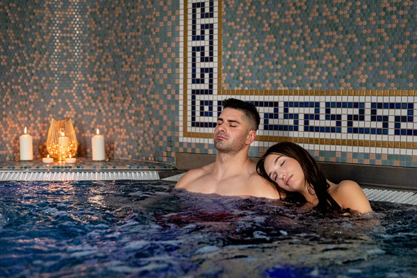 WHB-Wellness-Vířivý-bazén-018-Edit